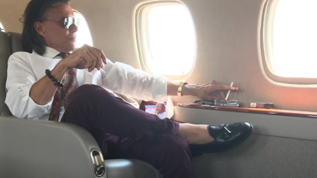 Ηλίας Ψινάκης: Το συγκινητικό μήνυμα για τον θάνατο της θείας του: «Είμαι μόνος τώρα»