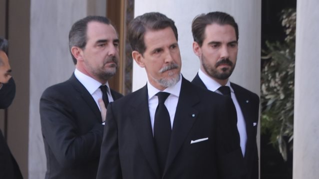 Αλλαγή σχεδίων: Πότε επιστρέφουν τα παιδιά του τέως στην Αθήνα - Η τελετή και οι προετοιμασίες