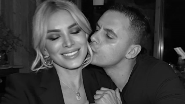 Κατερίνα Καινούργιου | Το ρομαντικό δώρο του Παναγιώτη Κουτσουμπή λίγο πριν γίνουν γονείς