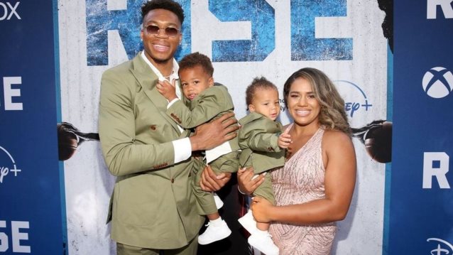 Η Mariah Riddlesprigger περιγράφει τη μάχη της με την επιλόχειο κατάθλιψη: &quot;Ένιωθα εγωιστικά να ανοιχτώ&quot;