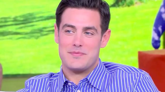 Κώστας Μαρτάκης: &quot;Εκ των υστέρων, ένιωσα ότι ο Ηλίας Ψινάκης ήθελε να φτιάξει έναν καινούργιο Σάκη&quot;