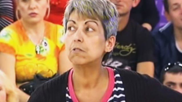 ΕΠΙΚΟ!: Η «γυναίκα αντιπρόσωπος» επέστρεψε στην Πάνια και δεν την αναγνώρισε ούτε η ίδια!