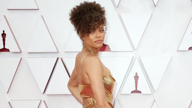 Ποια είναι η Andra Day, το νέο φλερτ του Brad Pitt;