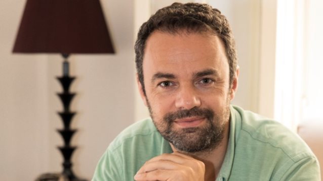 Η σκοτεινή Αθήνα του Άρθουρ Αντωνόπουλου