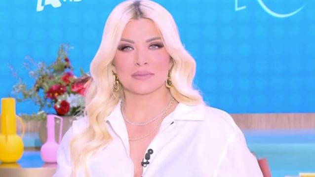 Η Κατερίνα Καινούργιου μιλά για τα μηνύματα που δέχεται από άνδρες και γυναίκες στην εγκυμοσύνη της