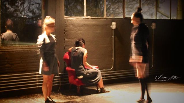 The Glass Between: Η ιδιαίτερη σχέση κίνησης και ήχου σε ένα μοναδικό performance