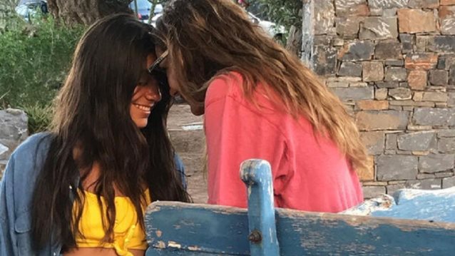 Δέσποινα Βανδή 
: Η Μελίνα έφτασε τα 15 και είναι ίδια η μαμά της! Δείτε τη φωτογραφία τους