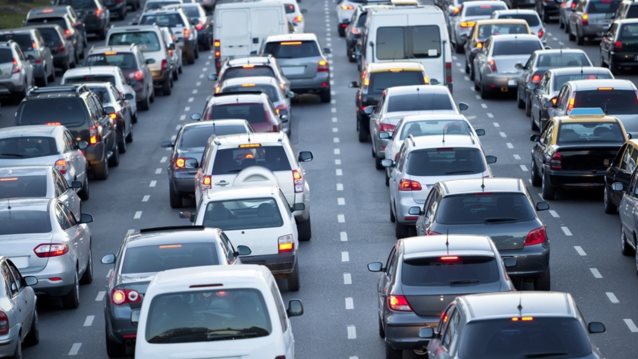 Ποια οχήματα θα κυκλοφορούν χωρίς τέλη κυκλοφορίας για δύο μήνες