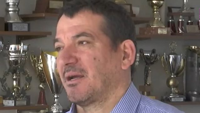 "Λύγισε" ο Πύρρος Δήμας σε ερώτηση για τη γυναίκα του