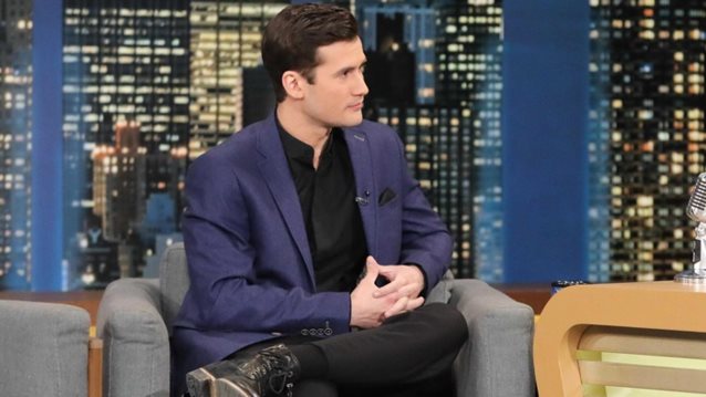 Ο Αναστάσης Ροϊλος απαντά στο αν θα συνεχίσει στις &quot;Άγριες Μέλισσες&quot;