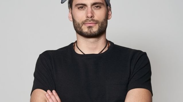 Σπύρος Γουρδούπης: O πιο hot παίκτης του νέου Survivor είναι ράπερ με διδακτορικό στη Δομική Βιολογία!