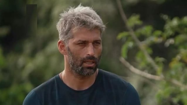 "Survivor": Ο Αλέξης Παππάς μιλάει για το θέμα της έκθεσης