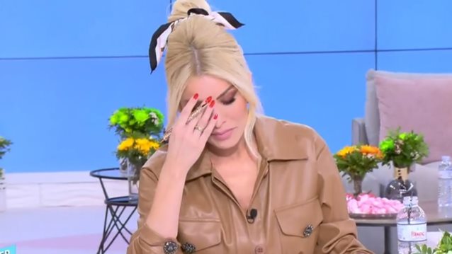 Η Κατερίνα Καινούργιου και η έντονη αδιαθεσία στο "αέρα" της "Super Κατερίνα"