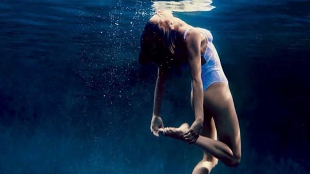 Baby Boom! : Ακόμη ένα «αγγελάκι» της Victoria’s Secret είναι έγκυος!
