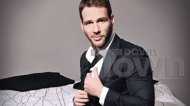 Δημήτρης Δερμετζόγλου: Μιλά για όλα! Η συνεργασία του με τη Βίκυ Χατζηβασιλείου, η δημοσιότητα και η προσωπική του ζωή