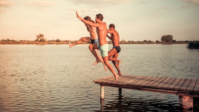 Τι μαγιό να επιλέξεις ανάλογα το σωματότυπό σου
: Χρήσιμες συμβουλές από μια style director!