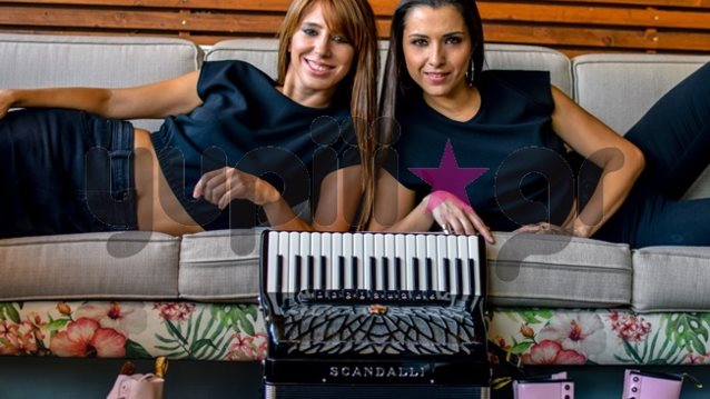 Μιρέλα Πάχου | Μαριάννα Πολυχρονίδη: Βρεθήκαμε στα παρασκήνια της φωτογράφησης για τις  εμφανίσεις στο Σταυρό του Νότου