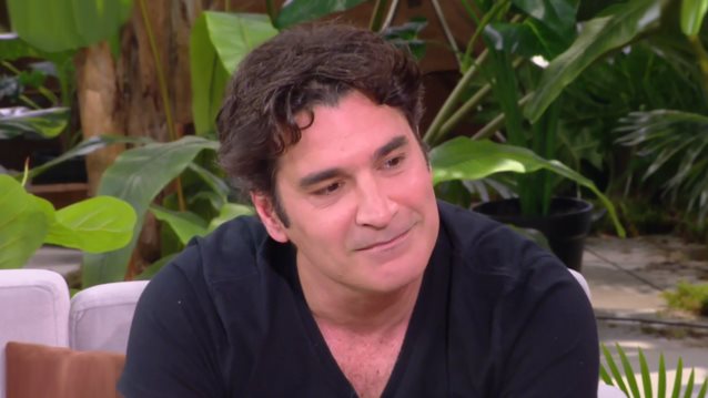 Ο Χριστόφορος Παπακαλιάτης μιλά πρώτη φορά για την επιστροφή του στην τηλεόραση με τη νέα του σειρά &quot;Maestro&quot;