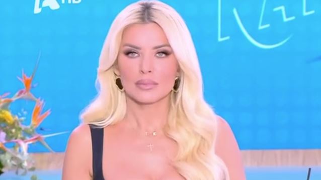 Η Κατερίνα Καινούργιου δέχτηκε ερώτηση on air για τις φήμες εγκυμοσύνης της