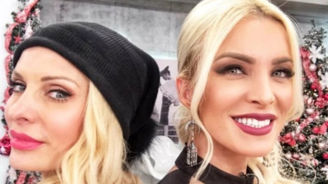 5 διάσημες Ελληνίδες που τις γνωρίσαμε μελαχρινές και αποθεώθηκαν ως ξανθές