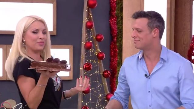 Ελένη | Γενέθλια για τον Σάββα Πούμπουρα – Η έκπληξη από την Ελένη Μενεγάκη