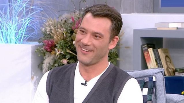 Αντίνοος Αλμπάνης: "Δεν είναι μια ενδεικτική περίπτωση το πώς συμπεριφέρθηκε ο Πέτρος σε εμένα. Δεν μπορεί αυτό να αποτελέσει κριτήριο για το τι είναι σαν άνθρωπος. Δεν σημαίνει τίποτα!"