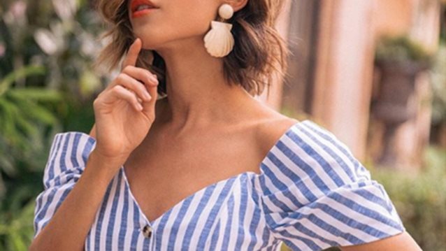 Είναι αυτό το αξεσουάρ που θα αγαπήσουμε το καλοκαίρι του 2018;
: Τα αγαπημένα μας Insta-girls το φορούν ήδη
