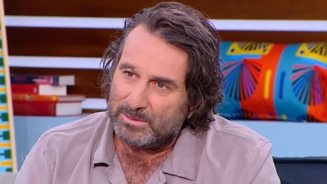 Ηλίας Βαλάσης: Όταν είδα ότι η σύζυγός μου ζούσε, είπα "Τέλος όλα, μαχαίρι"