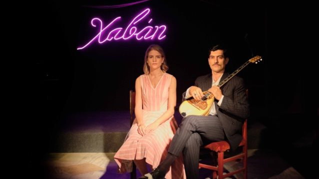 Άγριες Μέλισσες: Η μεταμόρφωση της Δρόσως σε αρτίστα της Τρούμπας! Δείτε τις φωτογραφίες