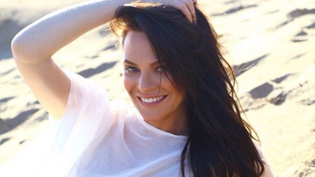 Υβόννη Μπόσνιακ 
: Η κόρη της έχει γενέθλια την ημέρα των ερωτευμένων κι έτσι έκανε την πιο ωραία ανάρτηση