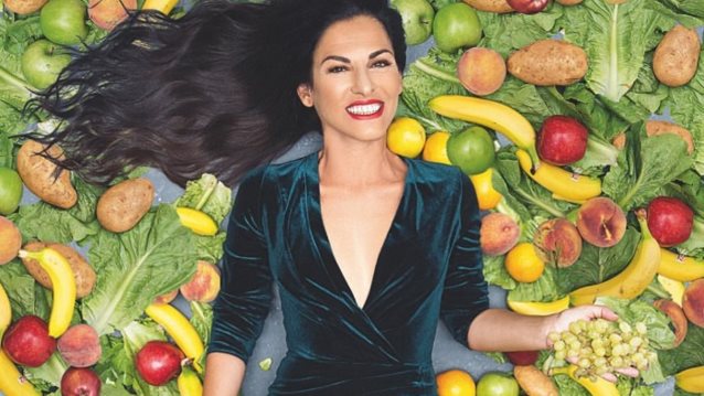 Ελενη Ψυχουλη: Το ρετρο σπιτι της στο Παγκρατι στο οποιο μετακομισε πριν απο δυο χρονια
