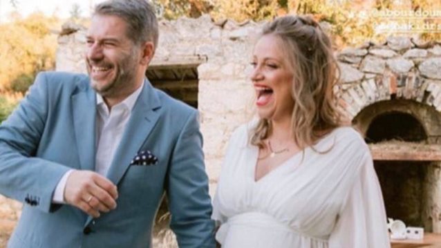 Λενα Δροσακη: Η δημοσια ερωτικη εξομολογηση στον Αλεξανδρο Μπουρδουμη