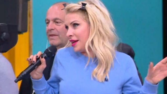 Η Ελένη Μενεγάκη εισέβαλε στο &quot;Πάμε Δανάη&quot; - Τι συνέβη;