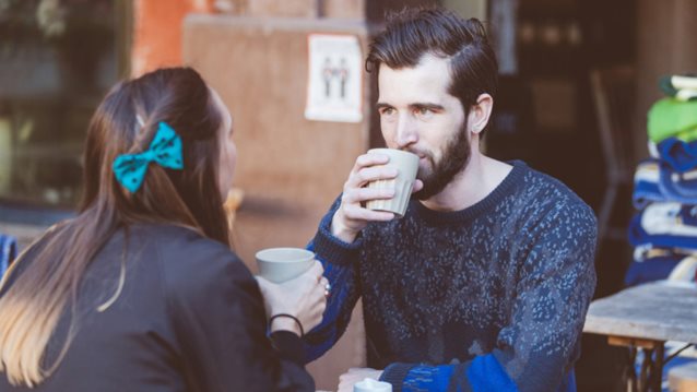Τι Κάνεις Αν Ο Πρώην Της Ζητήσει Να Βγουν: Σβήσε. Έχουμε τις καλύτερες συμβουλές!