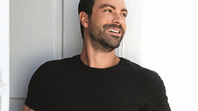 Σάκης Τανιμανίδης: «Τα ελληνικά πανεπιστήμια έχουν την μαγική ικανότητα να σου αυξάνουν την επιθυμία για... φραπέ»