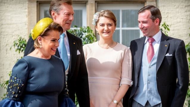 Ποιος 2χρονος royal θεωρείται κλώνος του πρίγκιπα Louis;