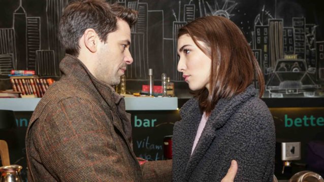 Παρθένα Ζωή: Τι θα γίνει αυτή την εβδομάδα: Τα πράγματα περιπλέκονται από ένα ιδιαίτερο τηλεφώνημα &amp; η Σοφία σκέφτεται να διαλύσει τον γάμο...