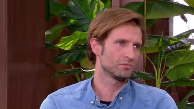 Μάξιμος Μουμούρης | Γιατί δεν αφήνει τα παιδιά του να τον δουν στην τηλεόραση;