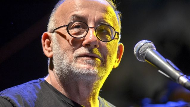 Θάνος Μικρούτσικος: Το βίντεο &amp; οι ευχές λίγο πριν τον θάνατο του