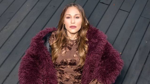 Η Πηνελόπη Αναστασοπούλου προτείνει τέσσερα στιλιστικά hacks για να υιοθετήσεις τις top τάσεις της μόδας