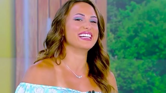 Ασημίνα Χατζηανδρέου: &quot;Δεν μπορεί να μου μιλάει για χυδαιότητα ο Άρης Σοϊλέδης&quot;