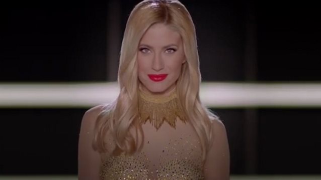 Dancing With The Stars: Το νέο trailer με την Ευαγγελία Αραβανή