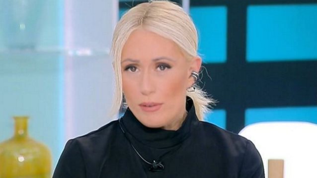 Μαρία Μπακοδήμου: "Είναι αδύνατον να ασχοληθούμε με οτιδήποτε άλλο πέρα από αυτό που μας έχει πονέσει"