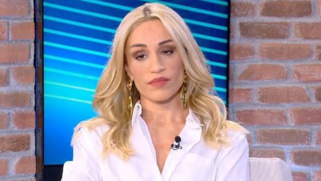 Καρολίνα Πελενδρίτου: "Από την ώρα που θα ξυπνήσω μέχρι την ώρα που θα κοιμηθώ, τα πράγματα για μένα δεν είναι απλά"