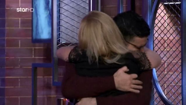 MasterChef | "Γκολ" από τα αποδυτήρια για τους μπλε! Ο πρώτος υποψήφιος προς αποχώρηση