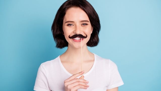 Πώς να κάνετε αποτρίχωση στο μουστάκι; : Όλη η διαδικασία βήμα βήμα!

