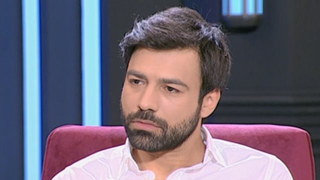 Ανδρέας Γεωργίου: «Έχασα τους γονείς μου από AIDS. Τη μαμά μου την έχασα όταν ήμουν 12 ετών»