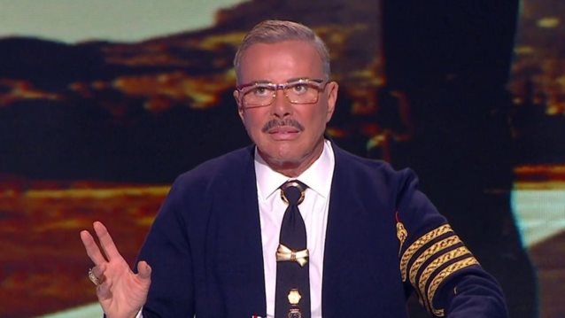 GNTM | Ο Λακης Γαβαλας βγαζει off κριτες και παικτες με την κριτικη του