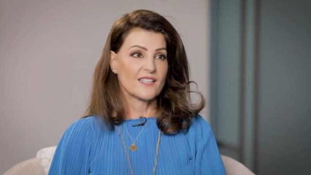 Νία Βαρντάλος: &quot;Η υιοθεσία του παιδιού μου ήταν η καλύτερη απόφαση που πήρα ποτέ στη ζωή μου&quot;