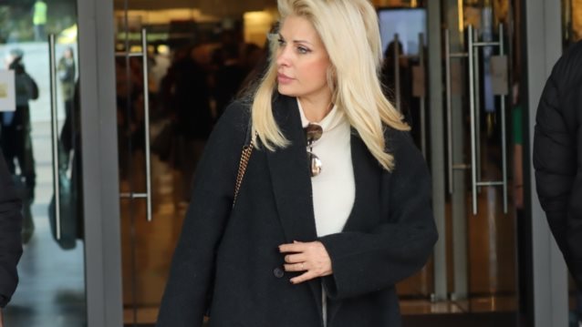 Showbiz Report | Σπάνια εμφάνιση της Μενεγάκη εκτός πλατό &amp; βόλτα για δύο για τον Γεροντιδάκη